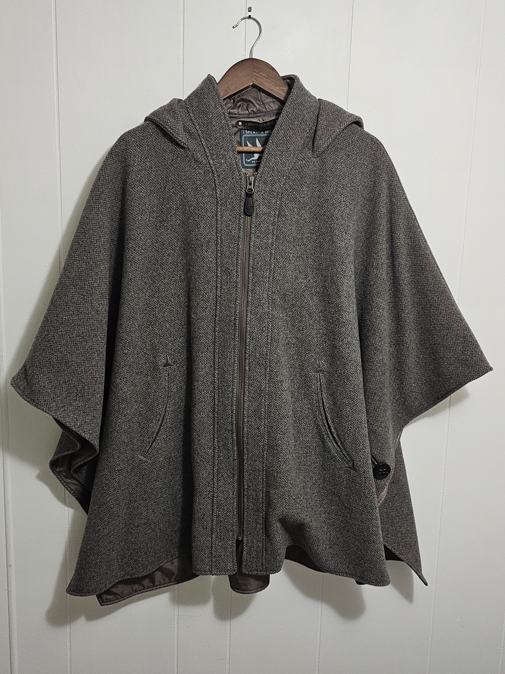 Hooded Wool-Blend Cape Jacket in Gray